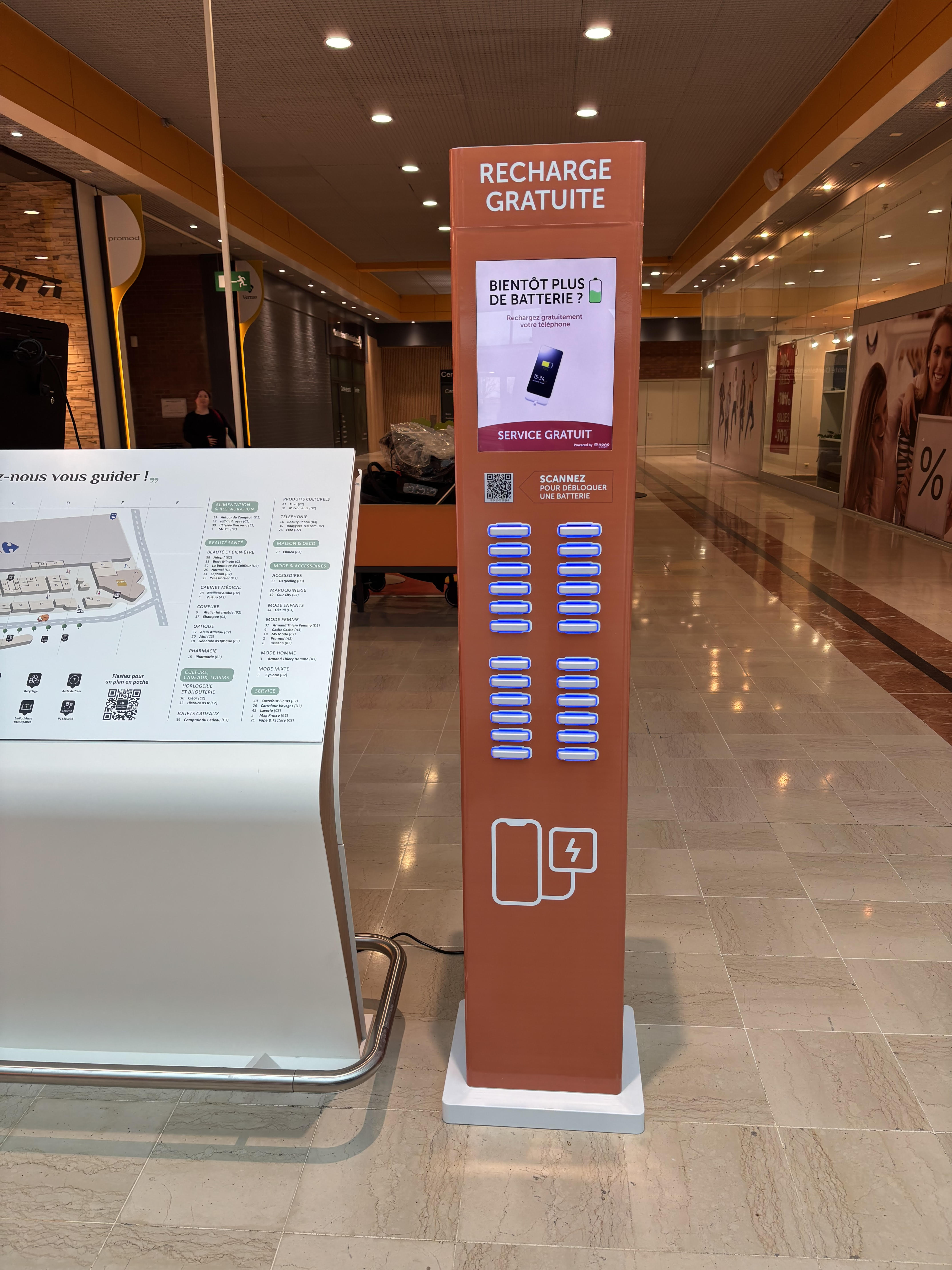 Borne de recharge mobile au Centre Commercial Douai Flers - service recharge gratuit
